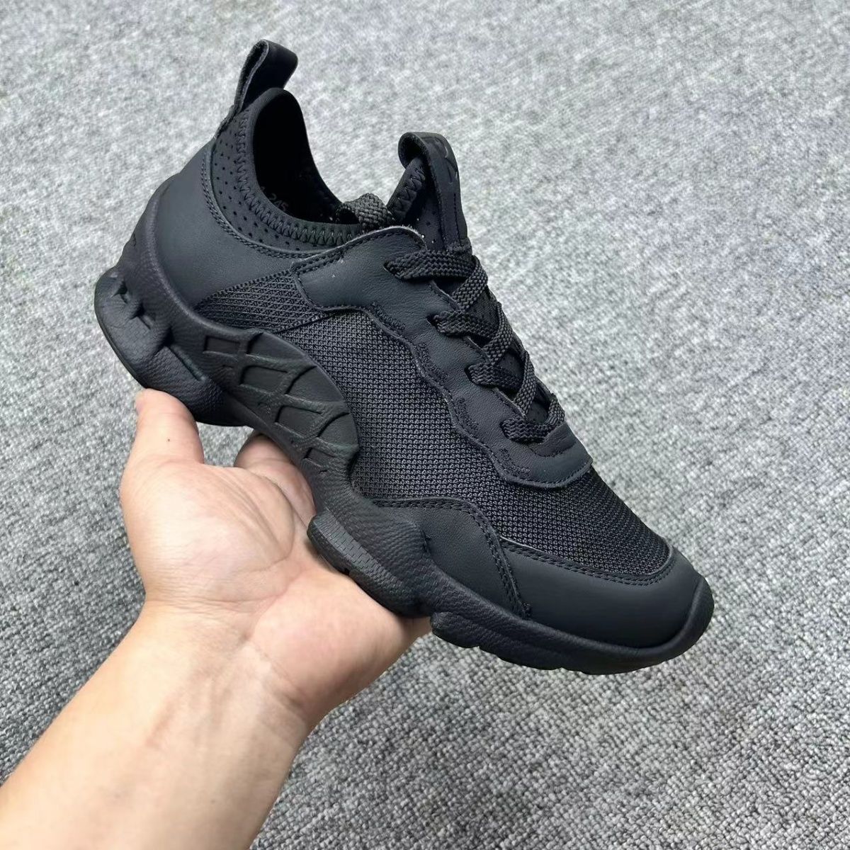 Trendy Luxury Athletic Shoes M - Hunting Outdoor Brand recension och pris