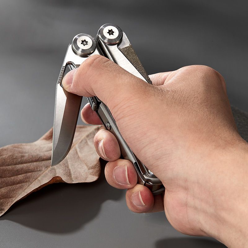 SWISS TECH 18in1 Multitool Dol - Hunting Camp Outdoor Supplies recension och pris